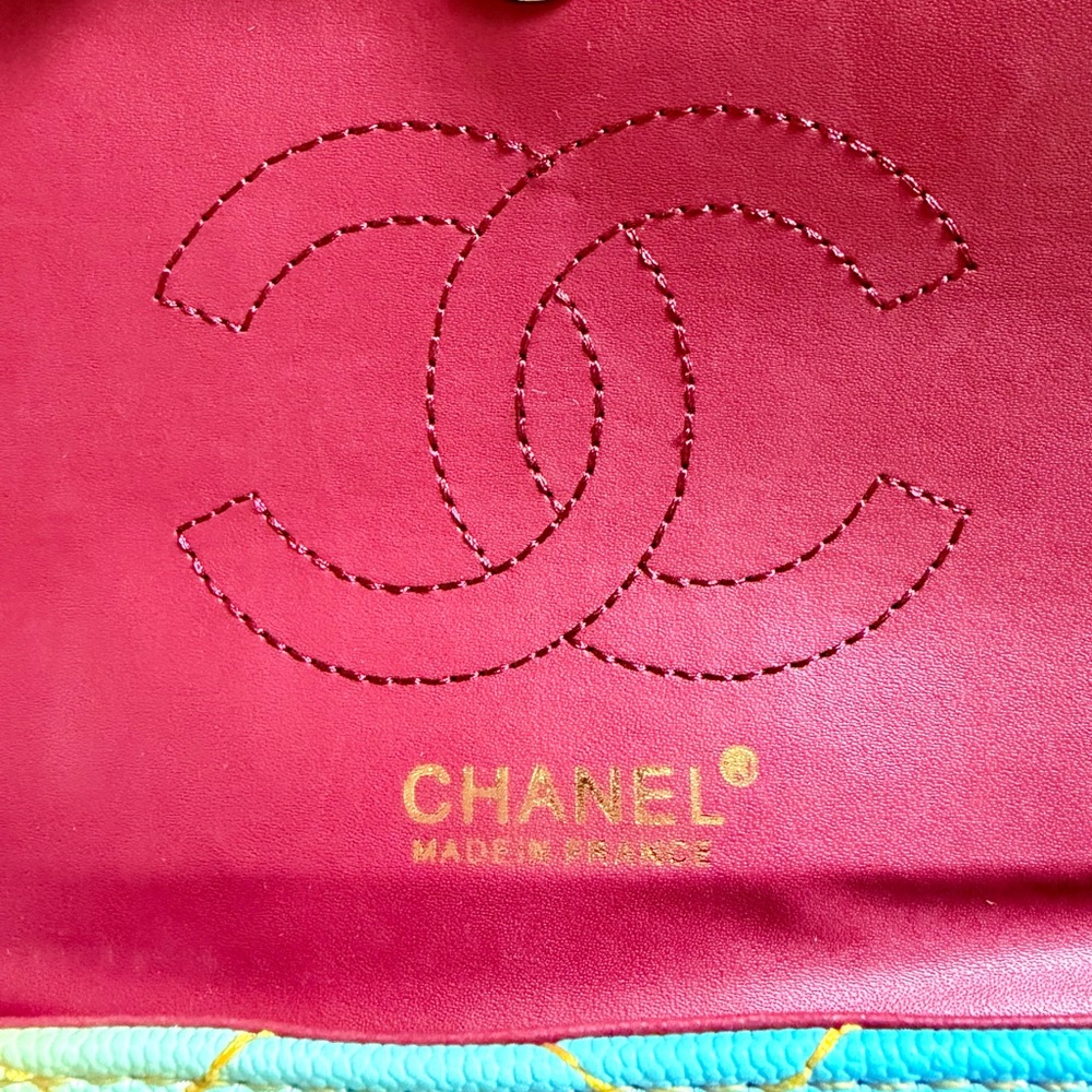 Gradient Quilted Shoulder Bag in Yellow Blue Purple - Designer Style - Picture 10 of 13